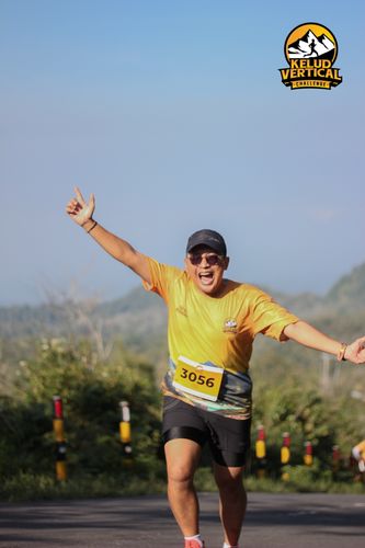 Race photo from Kelud Vertical Challenge 2024