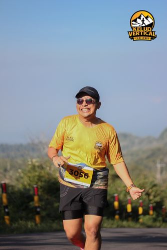 Race photo from Kelud Vertical Challenge 2024