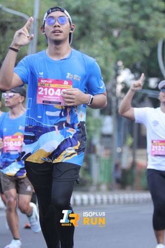 Race photo from Isoplus Run 2024 Surabaya