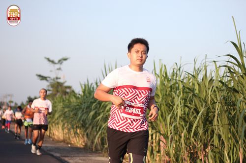 Race photo from Kediri Half Marathon 2024