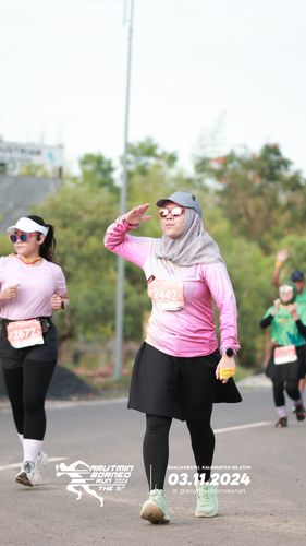 Race photo from Arutmin Borneo Run 2024