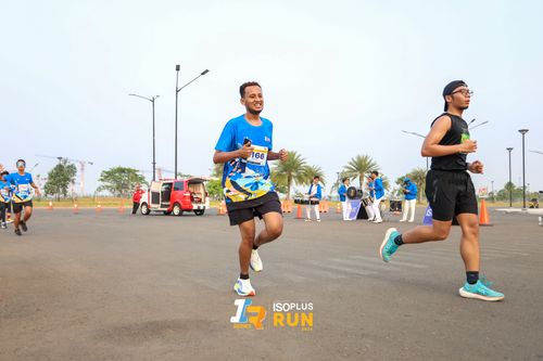Race photo from ISOPlus Run 2024 Jakarta