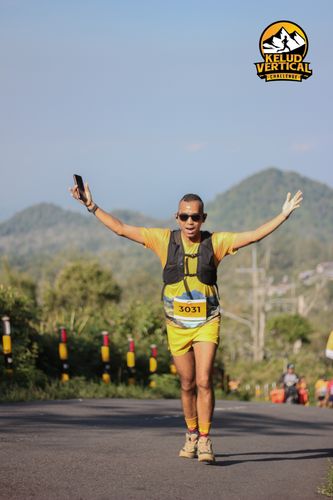 Race photo from Kelud Vertical Challenge 2024