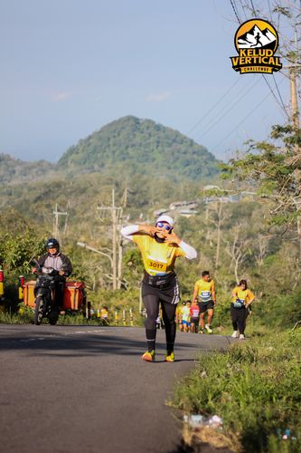 Race photo from Kelud Vertical Challenge 2024
