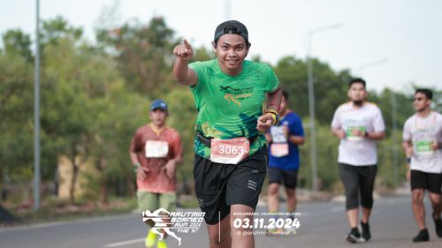 Race photo from Arutmin Borneo Run 2024