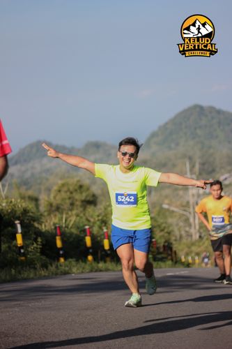 Race photo from Kelud Vertical Challenge 2024