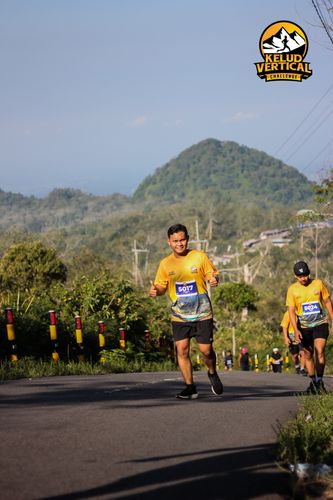 Race photo from Kelud Vertical Challenge 2024