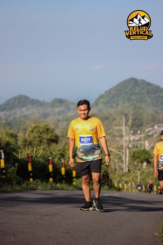 Race photo from Kelud Vertical Challenge 2024