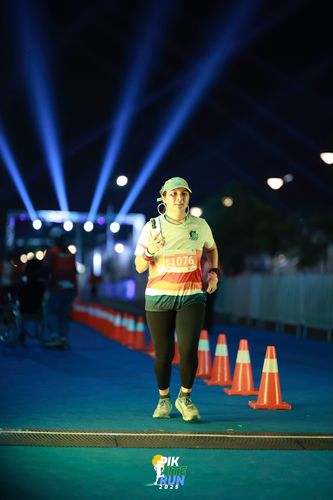 Race photo from PIK NITE RUN 2025