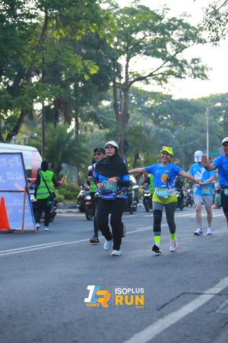 Race photo from Isoplus Run 2024 Surabaya