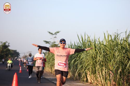 Race photo from Kediri Half Marathon 2024