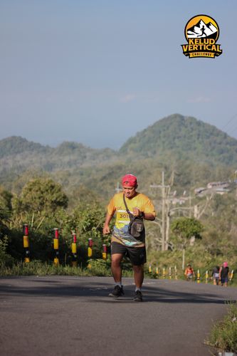 Race photo from Kelud Vertical Challenge 2024