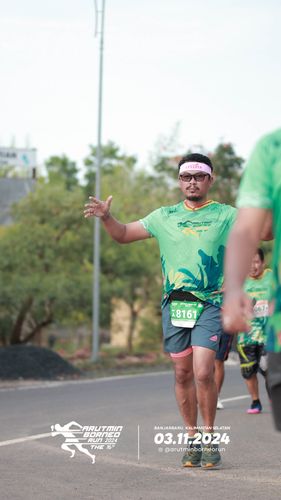 Race photo from Arutmin Borneo Run 2024