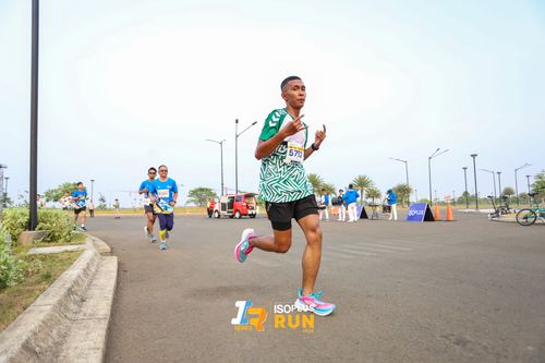 Race photo from ISOPlus Run 2024 Jakarta