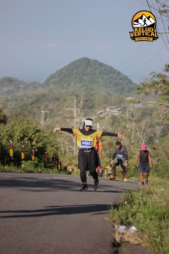 Race photo from Kelud Vertical Challenge 2024