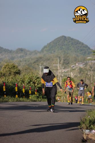 Race photo from Kelud Vertical Challenge 2024