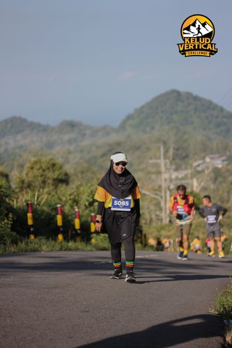 Race photo from Kelud Vertical Challenge 2024
