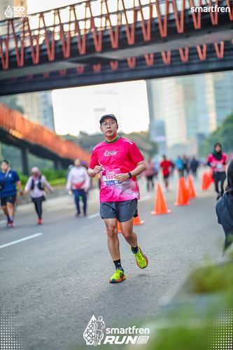 Race photo from Smartfren Run 2025 