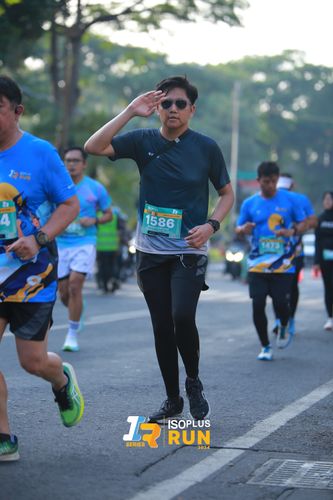 Race photo from Isoplus Run 2024 Surabaya