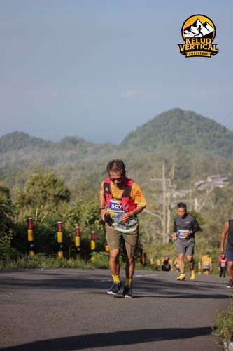 Race photo from Kelud Vertical Challenge 2024