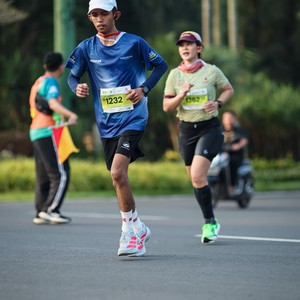 Race photo from BOGORUN 2026