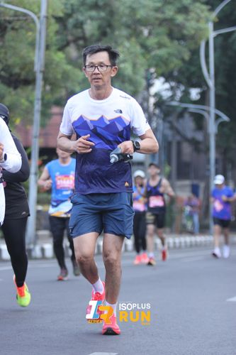 Race photo from Isoplus Run 2024 Surabaya