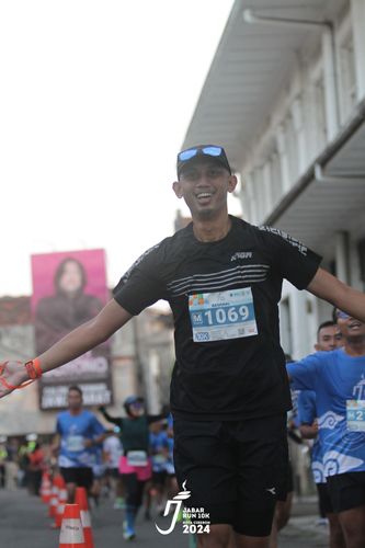 Race photo from Jabar Run 10K 2024