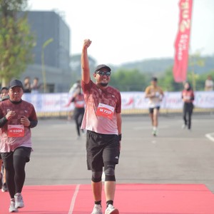 Race photo from KEDIRI HALF MARATHON 2026