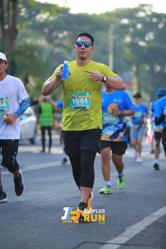 Race photo from Isoplus Run 2024 Surabaya