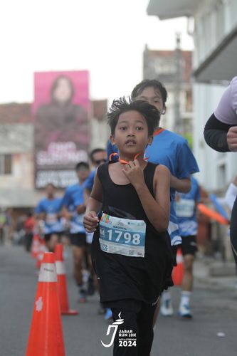 Race photo from Jabar Run 10K 2024