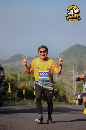 Race photo from Kelud Vertical Challenge 2024