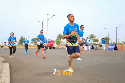 Race photo from ISOPlus Run 2024 Jakarta