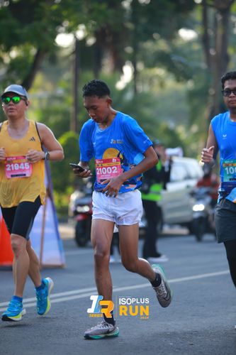 Race photo from Isoplus Run 2024 Surabaya