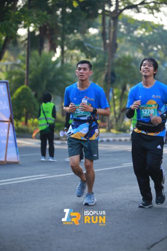 Race photo from Isoplus Run 2024 Surabaya