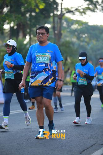 Race photo from Isoplus Run 2024 Surabaya