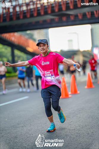 Race photo from Smartfren Run 2025 