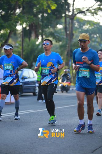 Race photo from Isoplus Run 2024 Surabaya