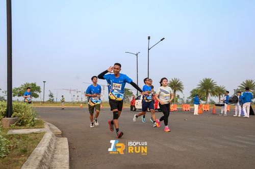 Race photo from ISOPlus Run 2024 Jakarta