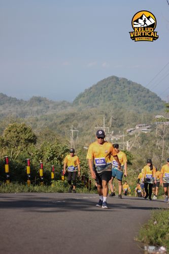 Race photo from Kelud Vertical Challenge 2024