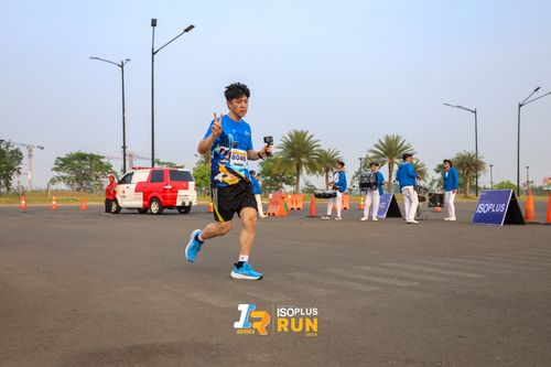 Race photo from ISOPlus Run 2024 Jakarta