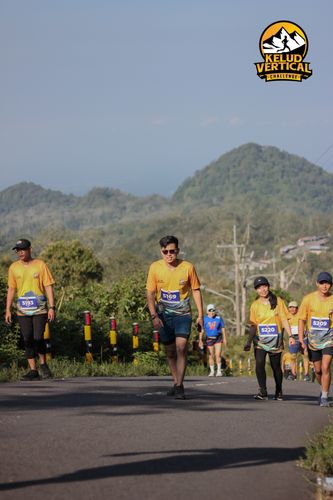 Race photo from Kelud Vertical Challenge 2024