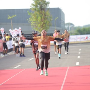 Race photo from KEDIRI HALF MARATHON 2026