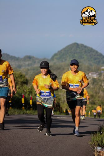 Race photo from Kelud Vertical Challenge 2024