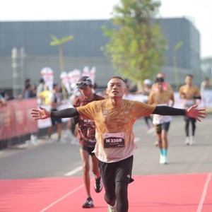 Race photo from KEDIRI HALF MARATHON 2026