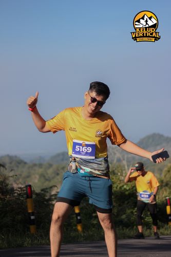 Race photo from Kelud Vertical Challenge 2024