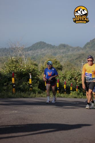 Race photo from Kelud Vertical Challenge 2024