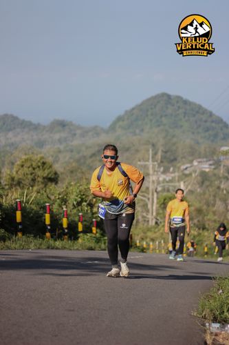 Race photo from Kelud Vertical Challenge 2024