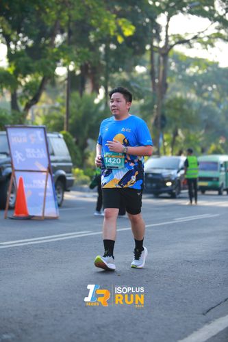 Race photo from Isoplus Run 2024 Surabaya