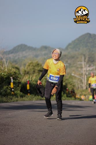 Race photo from Kelud Vertical Challenge 2024