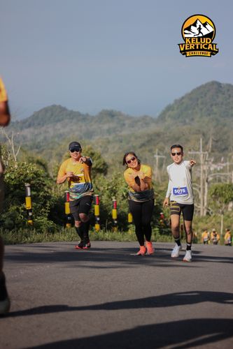 Race photo from Kelud Vertical Challenge 2024